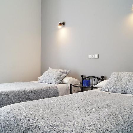 Hostal Cibeles Madrid Exterior photo