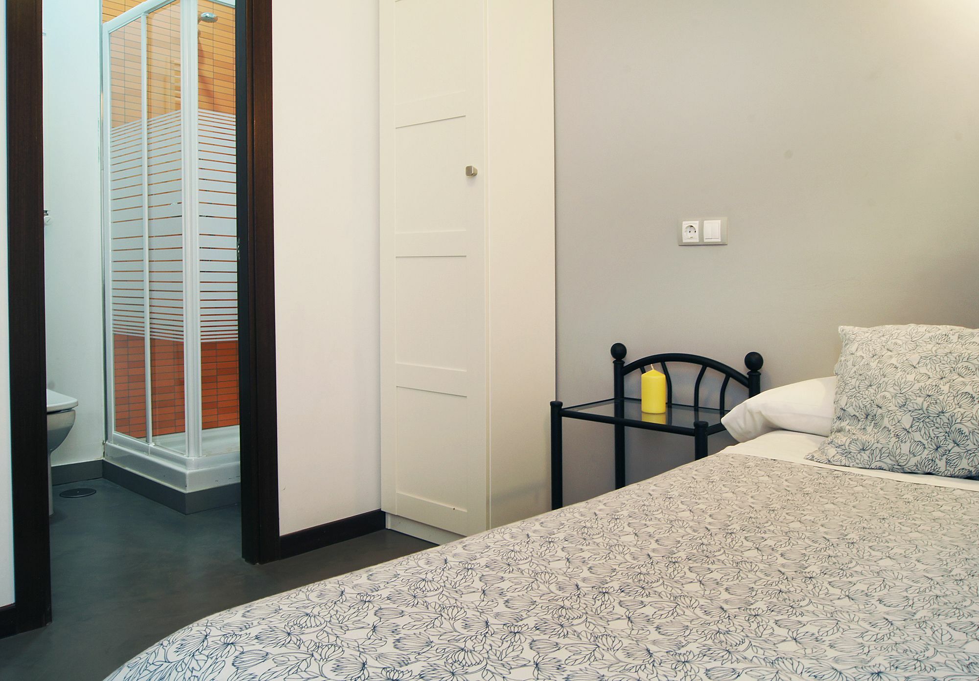 Hostal Cibeles Madrid Exterior photo